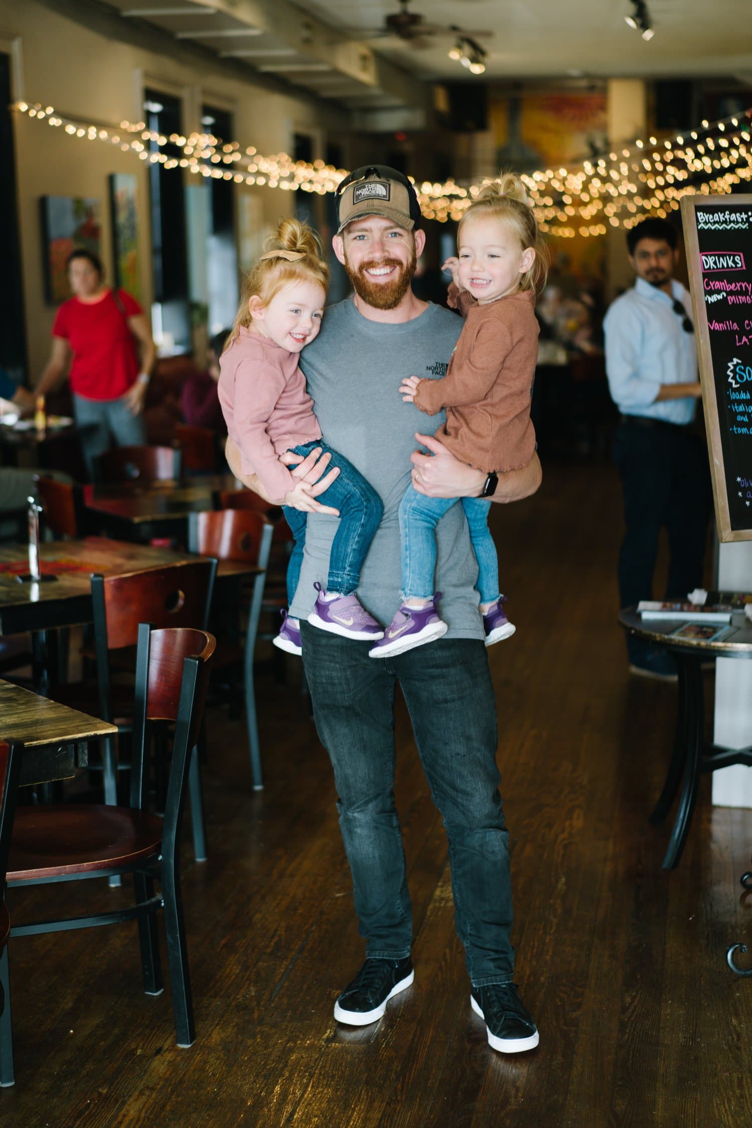 Picture of girls in Downtown Bryan, Texas